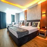Hotel Dual Halkali 3*
