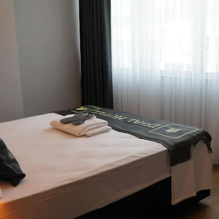 Hotell Dual Halkali 3*