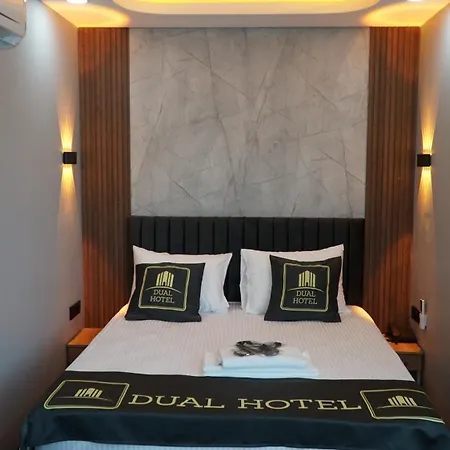 Dual Halkali Istanbul