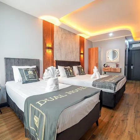 Dual Halkali Istambul