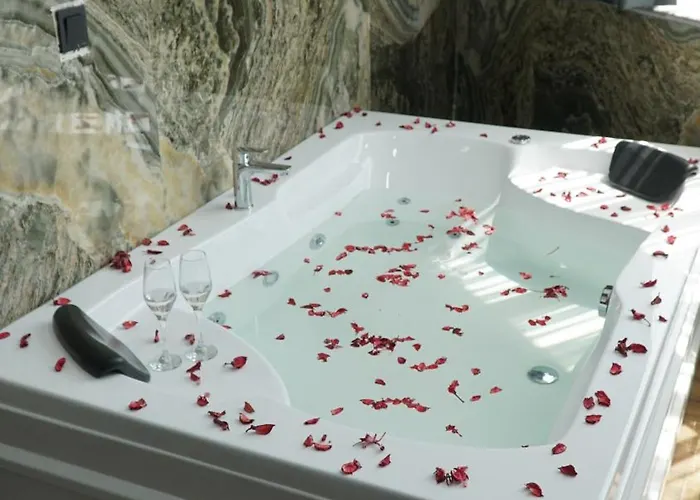 Dual Halkali Ξενοδοχείο 3*