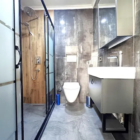 Hotel Dual Halkali 3*